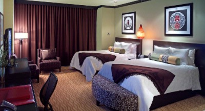 Holiday Inn Hotel & Suites - 