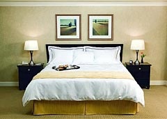 Radisson Suites Hotel Buena Park - 