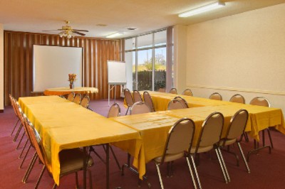 Days Inn - Meeting Facility