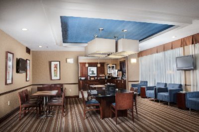 Hampton Inn Chesapeake - 