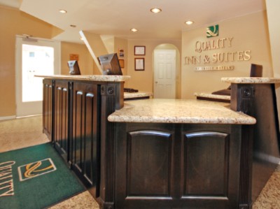 Quality Inn & Suites - Frondesk