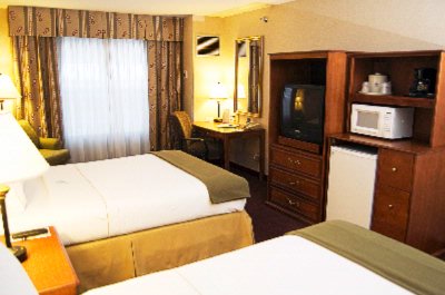 Image of Holiday Inn Express Hotel & Suites