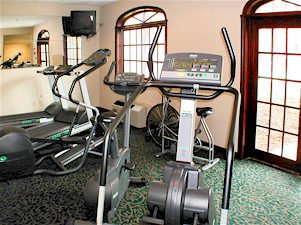 Clarion Hotel Oneonta - Fitness Center