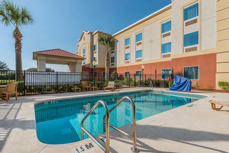 Sleep Inn Wildwood - Double Queen Bed Suite