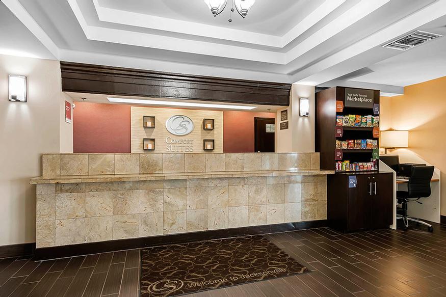 Amerisuites - Front Desk