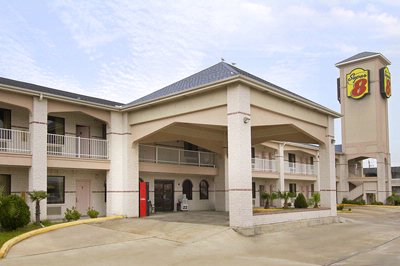 Super 8 Motel - 