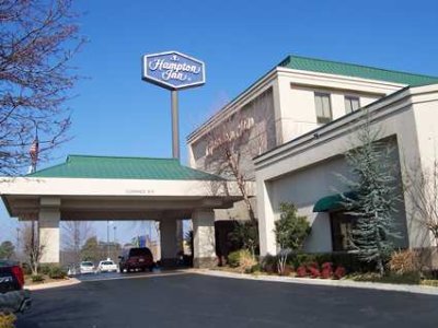 Welcome To The Hampton Inn - Fort Smith