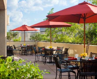 Sheraton Birmingham - Casey's Patio