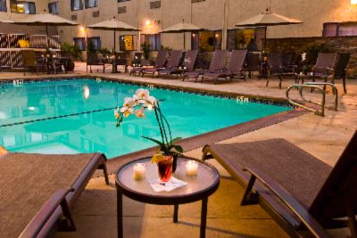 Hallmark Inn Davis - 