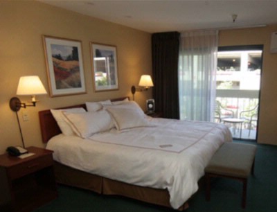 Hallmark Inn Davis - 