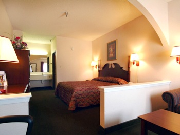 Mesquite Inn & Suites - King Bed Room