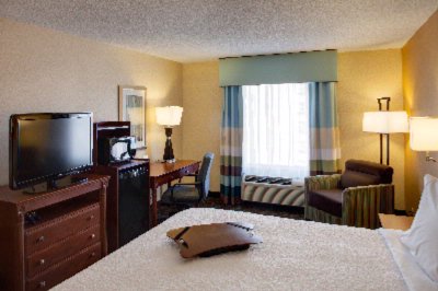 Hampton Inn & Suites by Hilton - We Plan Your Meetings