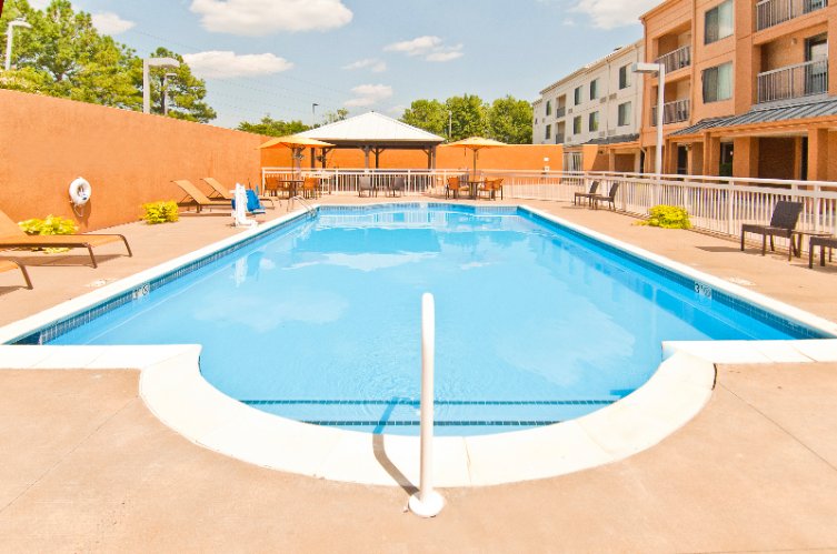 Courtyard by Marriott Lenox Park - Courtyard Cafe