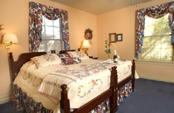 Eliza Ellis Suite Bed