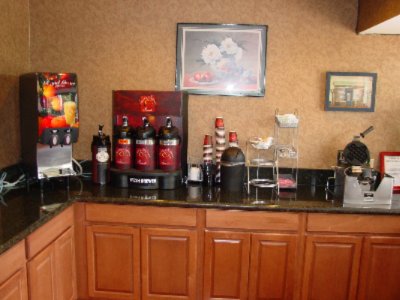 Comfort Suites - 