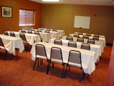 Comfort Suites - 