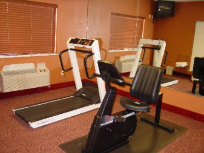 Comfort Suites - 