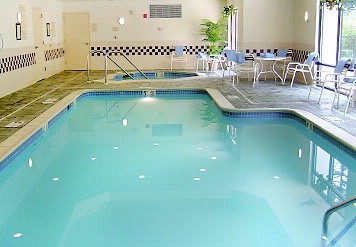 Springhill Suites - Indoor Heated Pool And Jacuzzi Are Great For Relaxing!