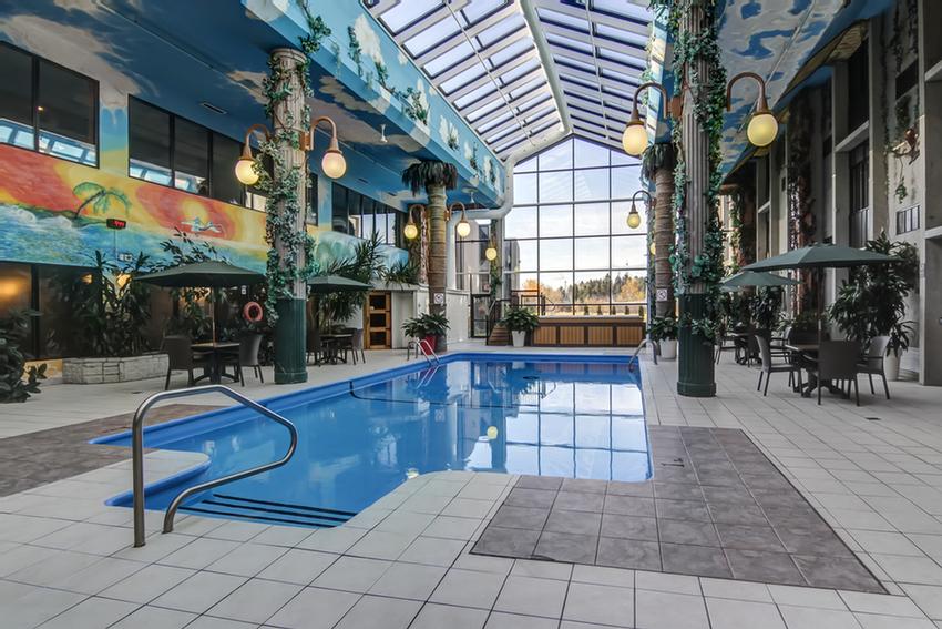 La Saguenenne Hotel & Convention Center - 