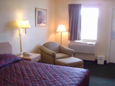 Destin Inn & Suites - 