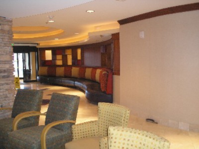 Courtyard by Marriott Denver Cherry Creek - Hotel Lobby