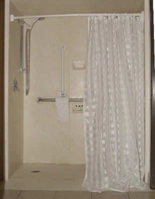 Embassy Suites Hotel El Paso - The Embassy Suites El Paso Hotel Offers Accessible Rooms Complete With Roll-in Shower For Guests With Special Needs.