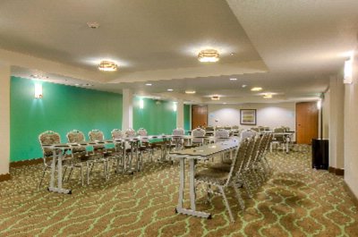 Quality Inn & Suites of Carlsbad - First Half Of 2-bedroom Suite
