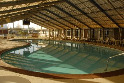 Travelodge Springdale - Indoor Pool