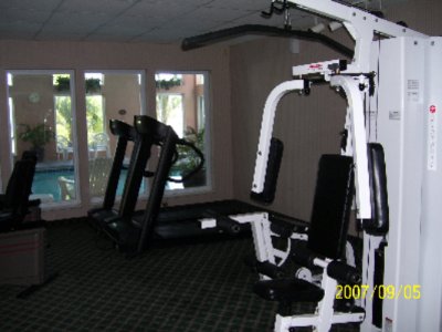 Sleep Inn at Harbour View - Exercise Room