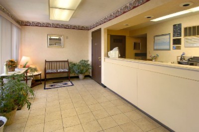 Days Inn - Lobby Area