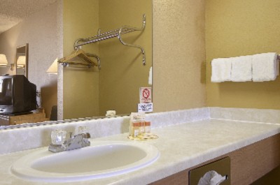 Days Inn East - Condiments