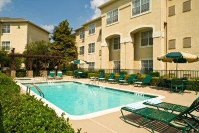 Staybridge Suites Dallas / Addison - Pool Area