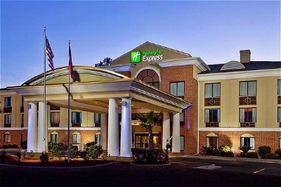 Holiday Inn Express Hinesville