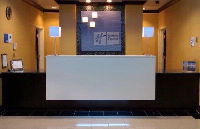 Holiday Inn Express Breakfast Bar