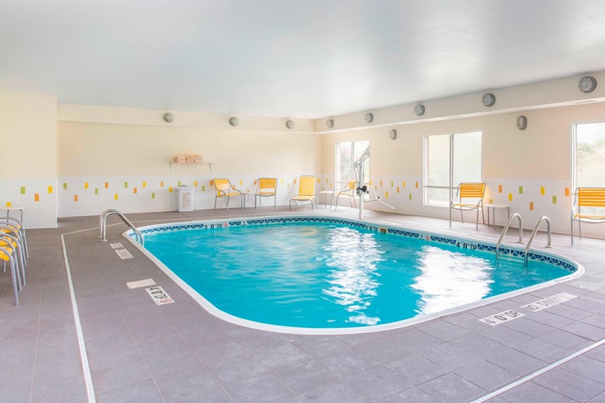 Greeley Fairfield Inn - Indoor Pool And Hot Tub