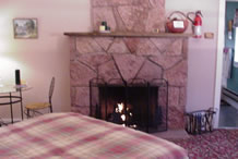 Eastholme in The Rockies - Columbine Cottage