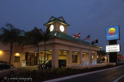Comfort Inn & Suites Resort - Entrance