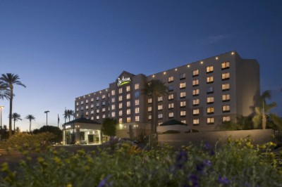 Radisson Hotel Phoenix Airport North
