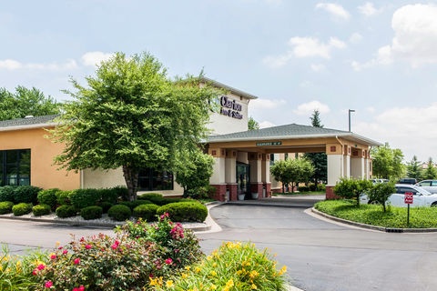 Image of Clarion Inn & Suites Northwest