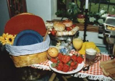 Wind Walker Guest Ranch - Good home cooking available daily.