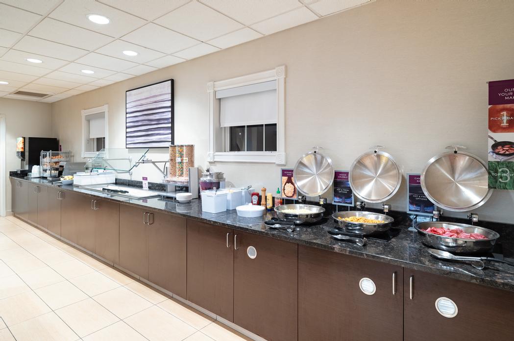 Residence Inn by Marriott Dartmouth - Breakfast Area