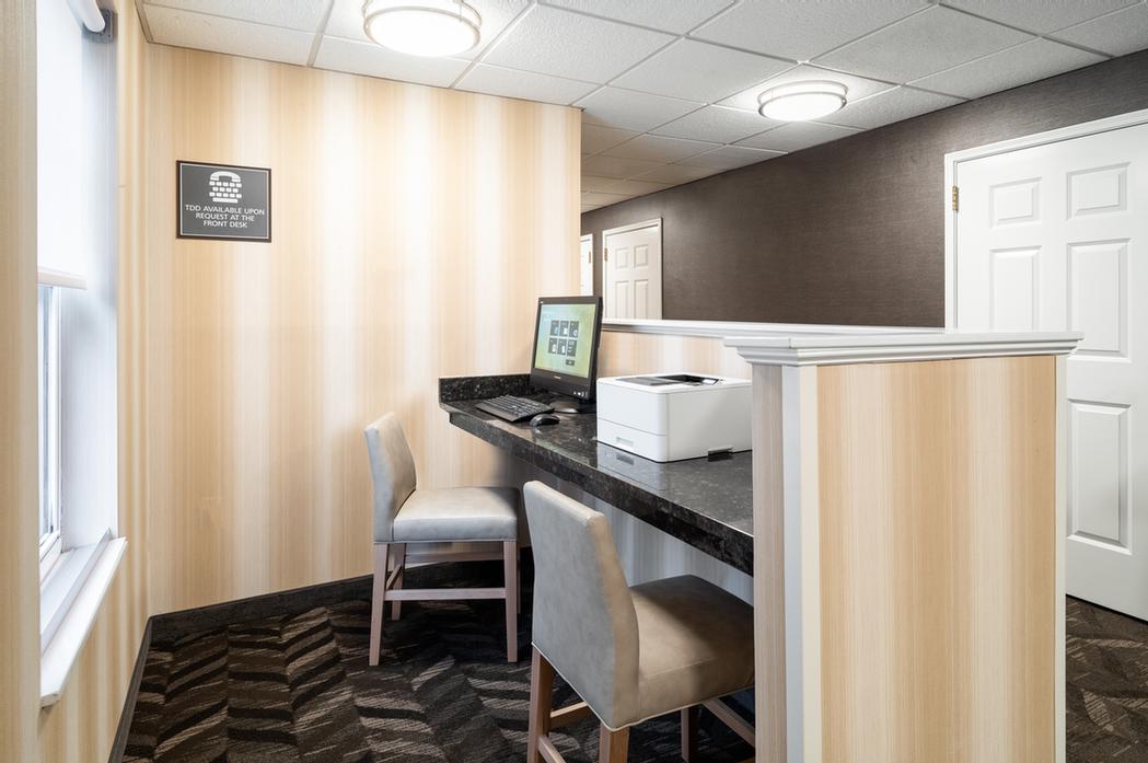 Residence Inn by Marriott Dartmouth - Suite
