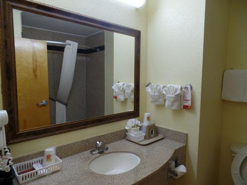Super 8 Motel - 