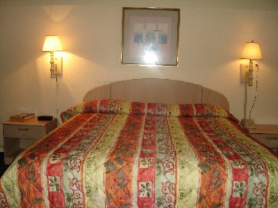Host Inn - 