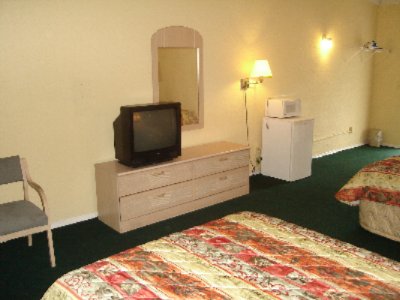 Host Inn - 