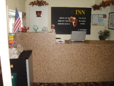 Host Inn - 