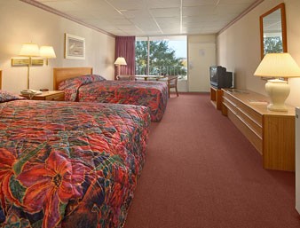 Ramada Inn West - Standard Double