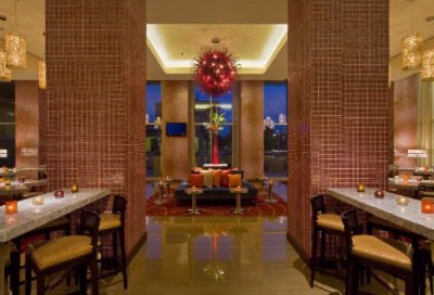 Grand Hyatt San Antonio - Vibrant Lobby Lounge - Bar Rojo