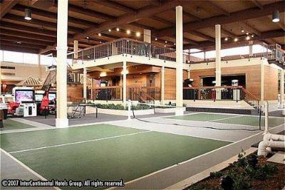 Ramada Inn Overland Park - Rec Area (zone 1)