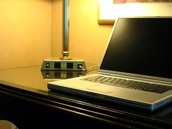 Grand Plaza Montreal - Wireless High Speed Internet available